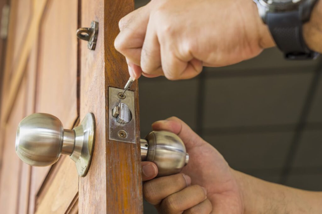 what services do locksmiths provide